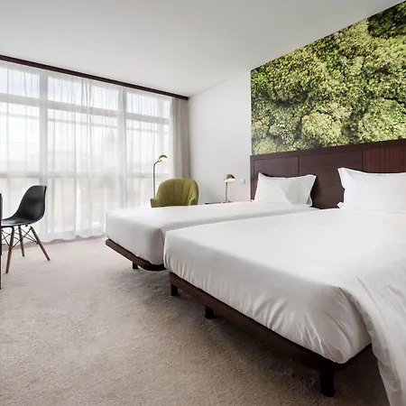 Neat Avenida ポンタ・デルガダ