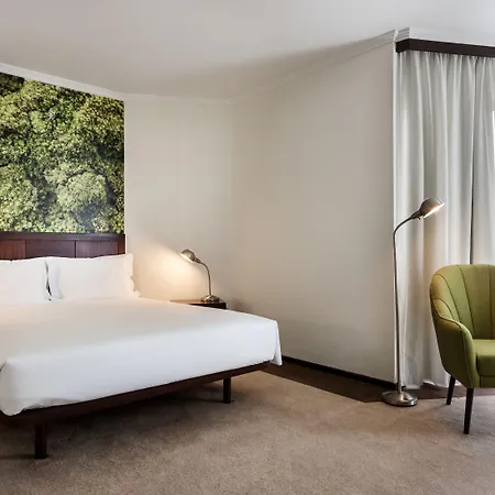 Neat Avenida 3*