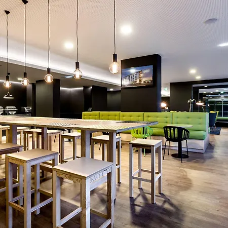 Szálloda Neat Avenida 3*