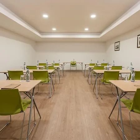 Neat Avenida Hotel Ponta Delgada (Sao Miguel)