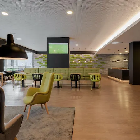 Neat Avenida Ponta Delgada