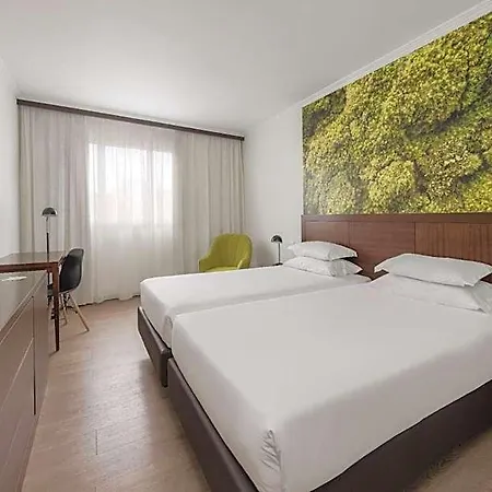 Neat Avenida 3* Ponta Delgada