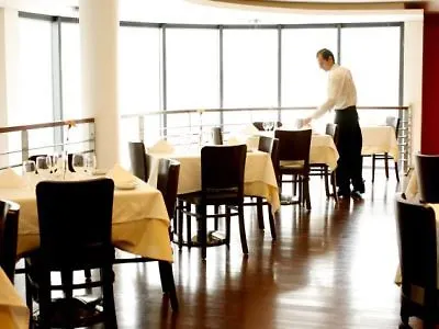 Otel Neat Avenida 3*