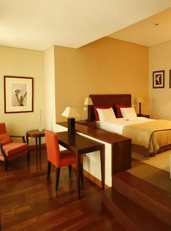 Hotel Neat Avenida Ponta Delgada (Sao Miguel)
