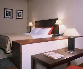 Neat Avenida Otel 3*