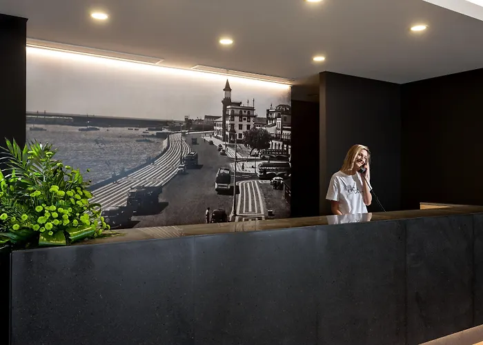 Neat Avenida Hotel 3*