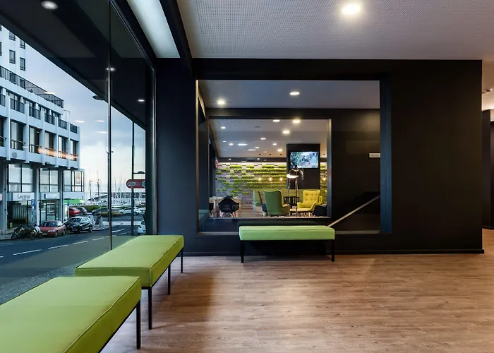 Neat Avenida 3* ポンタ・デルガダ